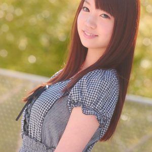 奇跡の美巨乳18歳美少女 初めての絶頂体験 鈴木心春