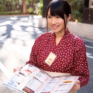 都内人気の和食居酒屋で働く看板ムスメあみちゃん（20才）は脱いだら重量感のある超美巨乳だった！ 元気と愛嬌のあるタイプだったがベッドじゃまさかの赤面…ピュア過ぎたので押して口説いてAVデビューしてもらいました！！ ナンパJAPAN EXPRESS Vol.102