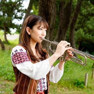 夢？それとも就職？ 将来に悩む就活中の現役女子大4年生が好きな事に踏み出したくて思い切って中出しAVデビュー！！ 桜坂りんか