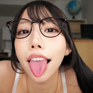 【VR】むっつり文学部女子の淫語研究。純文学の卑猥な文章を教授とたどり、秘めたエロスを覚醒させる淫らな囁き。 尾崎えりか
