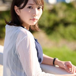 新人 那賀崎ゆきね 30歳 AV DEBUT 駆け抜ける透明感、湧き上がる好奇心―。