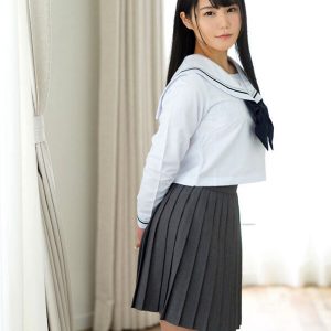 150cm発育Fcup美乳、オジサン好きの天然少女。 無垢専属 AV DEBUT 広瀬このみ