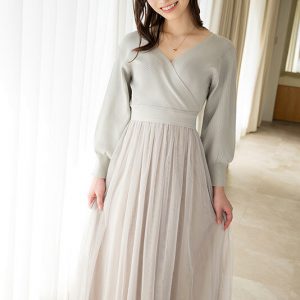 恥じらいとイキっぷりのギャップ奥様 雨宮小春25歳 本気で感じてる姿を見てほしくて…AVに出演します。 初撮り人妻ノンフィクション